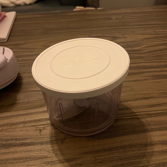 Pampered Chef Manual food processor - Picture 7 of 10